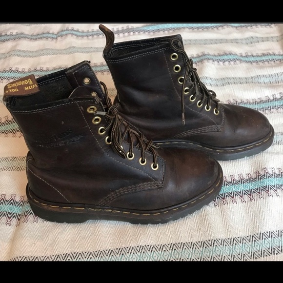 Dr. Martens Shoes - Vintage Dr. Martens 1460 8 Eye